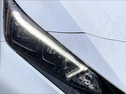 Used 2024 Nissan Leaf SV Plus image 30