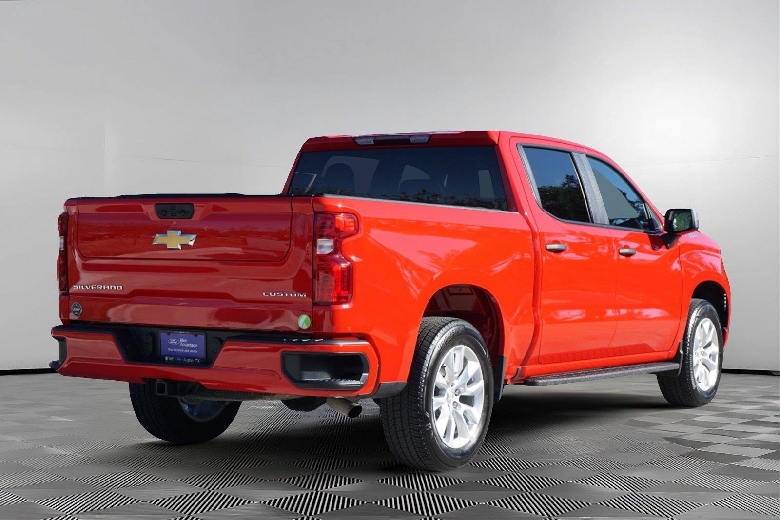 Used 2026 Chevrolet Silverado 1500 Custom RWD image 4