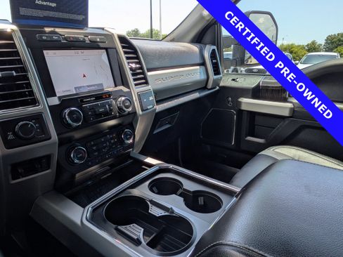 Used 2020 Ford F250 Lariat w/ Lariat Ultimate Package AWD/4WD image 32