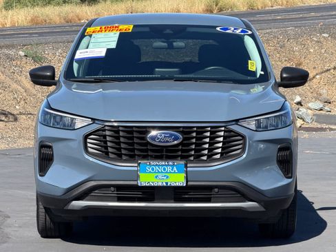Certified 2024 Ford Escape Active AWD/4WD image 9