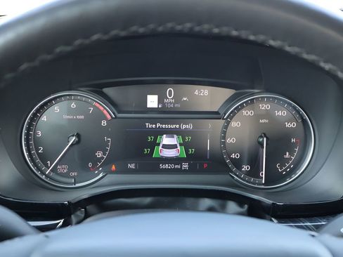 Used 2023 Cadillac XT6 Premium Luxury image 32