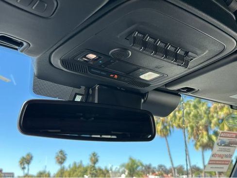 New 2025 Ford Bronco Badlands image 24