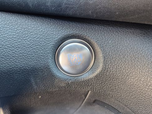 Used 2023 Hyundai Santa Fe SEL FWD image 33