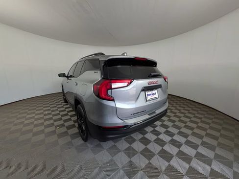 Used 2023 GMC Terrain SLT w/ Elevation Edition AWD/4WD image 12