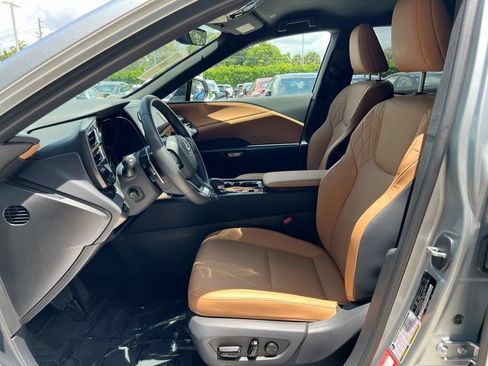 Certified 2025 Lexus RX 350 FWD w/ Technology Package image 12