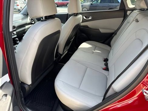 Used 2022 Hyundai Kona Limited w/ Winter Weather Package AWD/4WD image 16