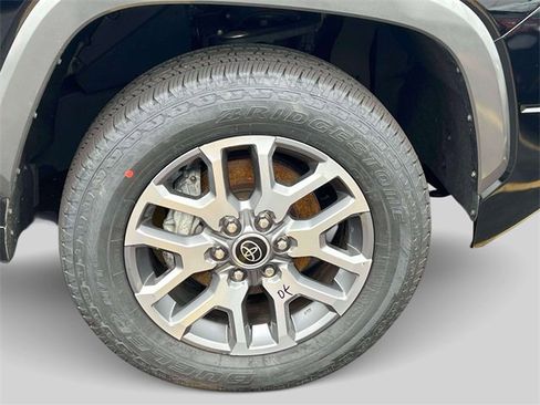 Used 2024 Toyota Tundra 1794 Edition image 9