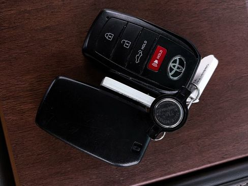 Used 2023 Toyota Tundra 1794 Edition image 31