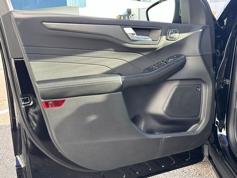 New 2026 Ford Escape Active w/ Active Premium Tech Pack image 11