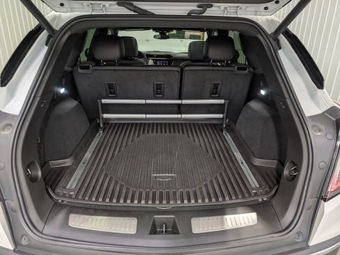 Used 2021 Cadillac XT5 Sportv w/ LPO, Floor Liner Package AWD/4WD image 25