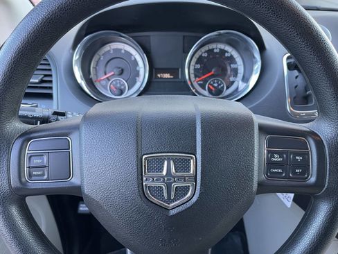 Used 2016 Dodge Grand Caravan SE w/ Quick Order Package 29E SE image 30