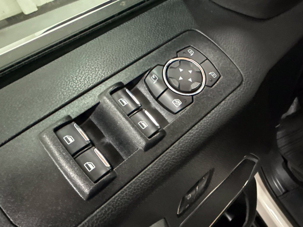 Used 2018 Ford F150 Platinum w/ Equipment Group 701A Luxury AWD/4WD image 12