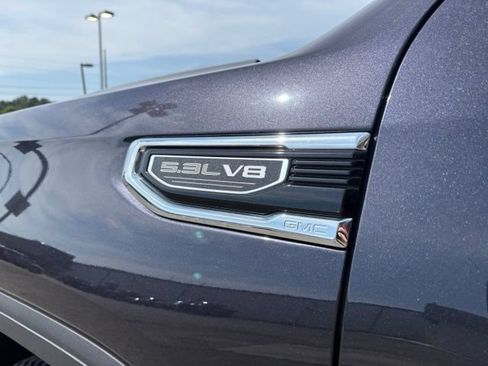 Used 2023 GMC Sierra 1500 SLT w/ SLT Premium Plus Package AWD/4WD image 14