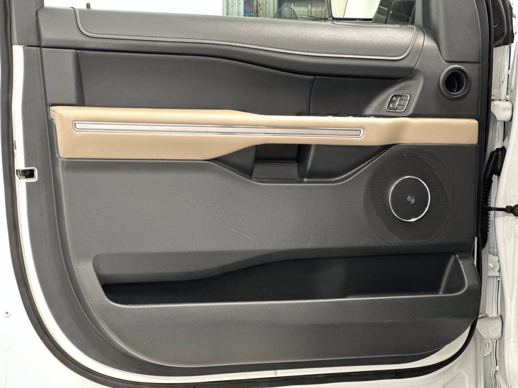 Certified 2024 Ford Expedition Max Limited AWD/4WD image 17