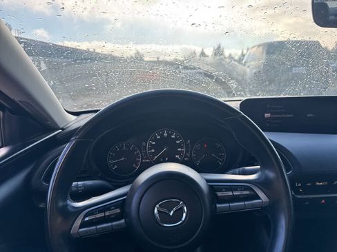 Used 2020 MAZDA MAZDA3 Sedan w/ Select Package image 24