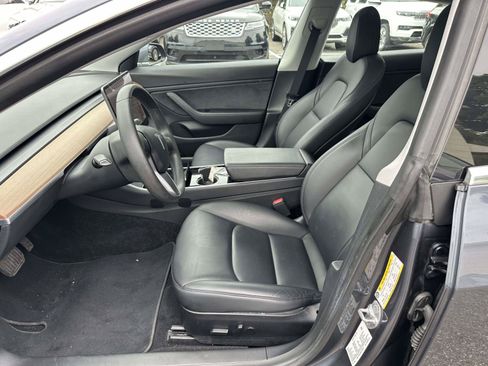 Used 2020 Tesla Model 3 Long Range AWD/4WD image 17