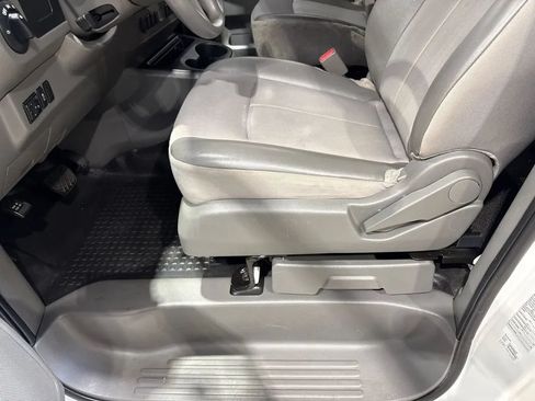 Used 2018 Nissan NV 2500 S RWD image 88