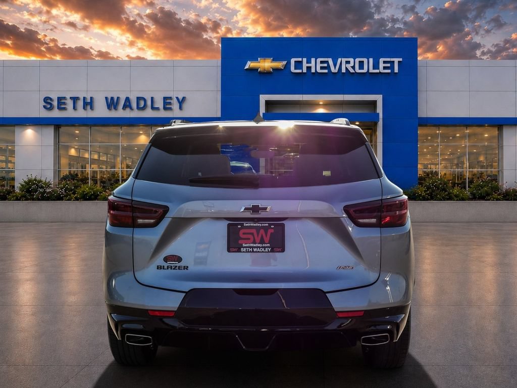 Used 2025 Chevrolet Blazer RS FWD image 6