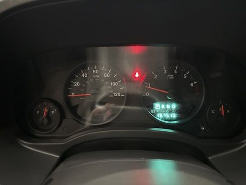 Used 2012 Jeep Compass Sport image 14