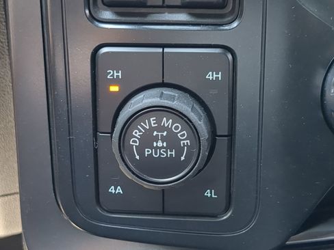 New 2025 Ford F150 Lariat w/ Equipment Group 502A High image 59