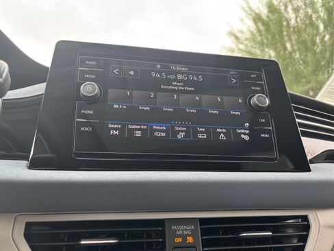 New 2026 Volkswagen Jetta SE FWD image 19