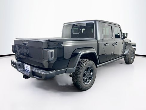 Used 2023 Jeep Gladiator Sport AWD/4WD image 5