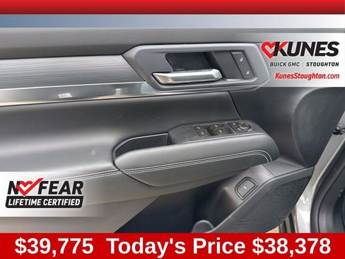 New 2026 GMC Terrain Elevation w/ Elevation Premium Package AWD/4WD image 20