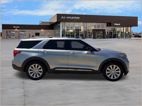Used 2020 Ford Explorer Limited w/ Class III Trailer Tow Package RWD image 8