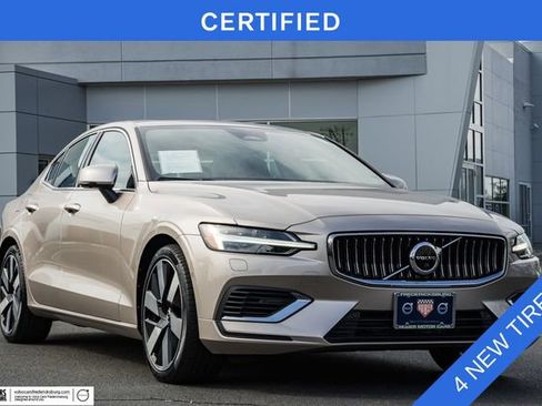 Certified 2023 Volvo S60 T8 Ultimate image 1