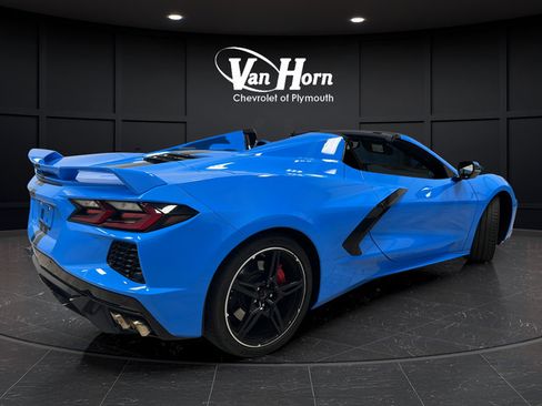 Used 2020 Chevrolet Corvette Stingray Premium Conv w/ 3LT Preferred Equipment Group RWD image 8