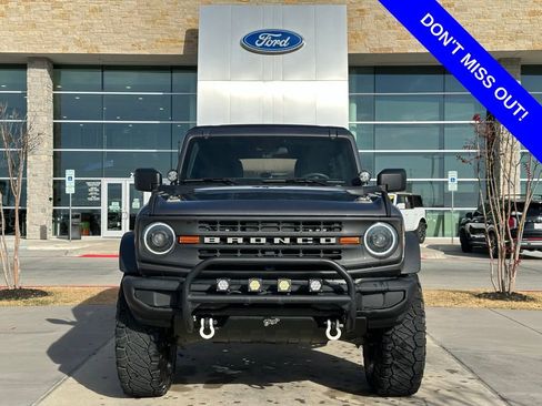 Used 2021 Ford Bronco 4-Door w/ Sasquatch Package image 2