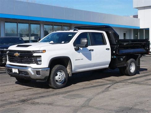 New 2025 Chevrolet Silverado 3500 W/T w/ WT Convenience Package image 2