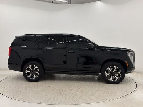 Used 2026 GMC Yukon AT4 Ultimate AWD/4WD image 8