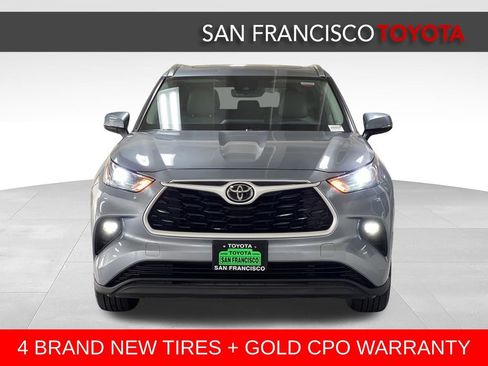 Certified 2021 Toyota Highlander XLE AWD/4WD image 8