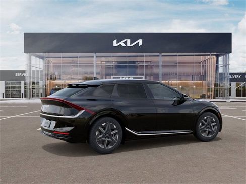 New 2025 Kia EV6 Light image 6
