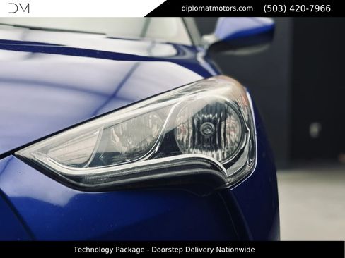 Used 2014 Hyundai Veloster w/ Technology Package 03 FWD image 13