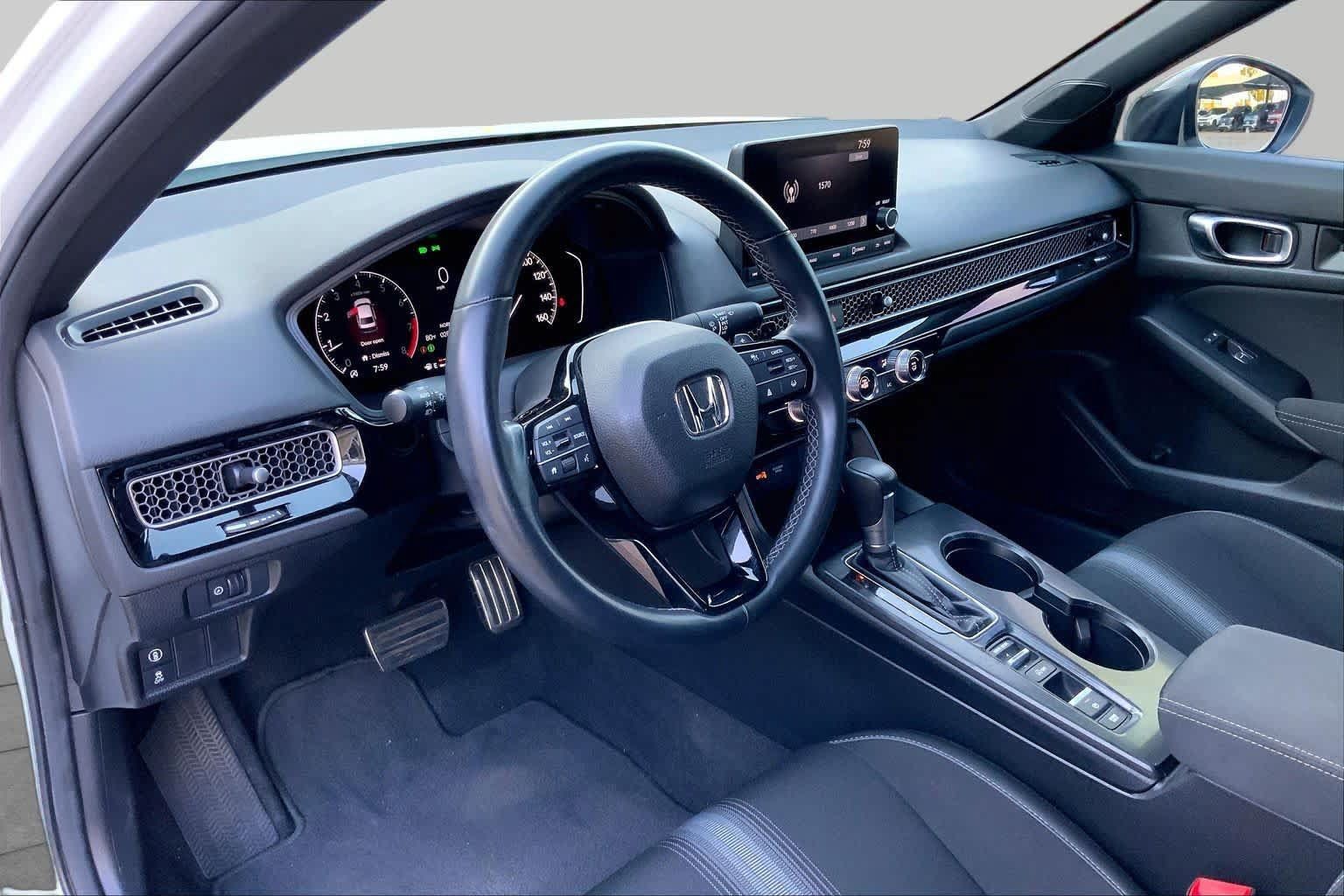 Used 2024 Honda Civic Sport image 17