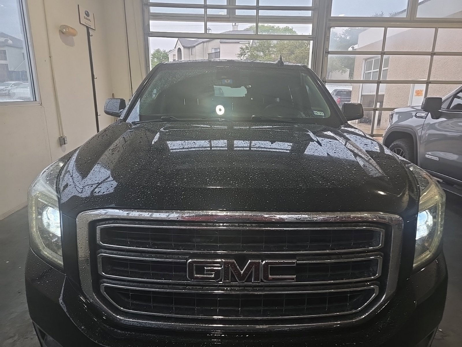 Used 2020 GMC Yukon XL SLT RWD image 2