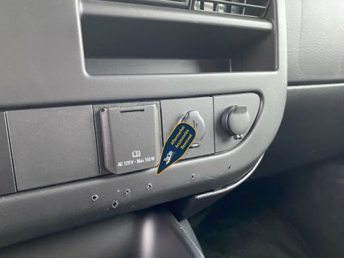 Used 2017 Chevrolet Express 3500 LT w/ LT Preferred Equipment Group image 33