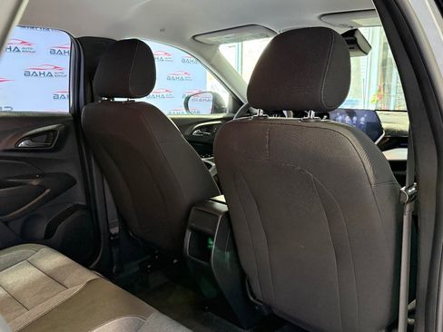 Used 2024 Chevrolet Trax LS w/ Driver Confidence Package FWD image 39