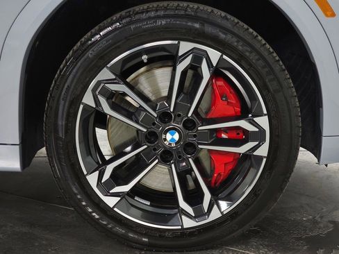 Used 2025 BMW X2 xDrive28i w/ Premium Package image 13