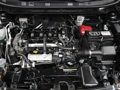 Used 2024 Nissan Kicks SR image 29