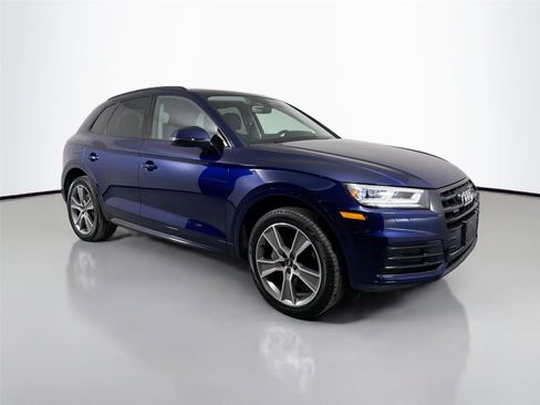 Used 2019 Audi Q5 2.0T Premium Plus w/ Premium Plus Package AWD/4WD image 9