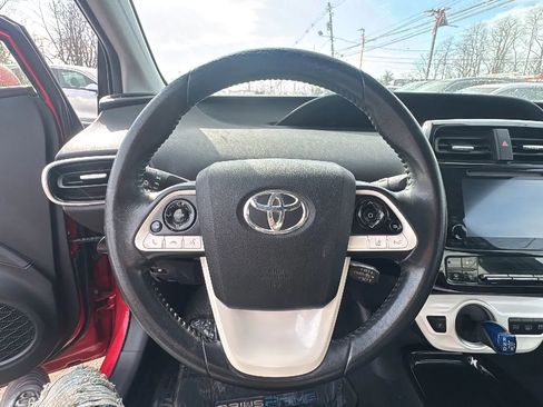 Used 2018 Toyota Prius Prime Plus w/ Carpet Mat Package image 13