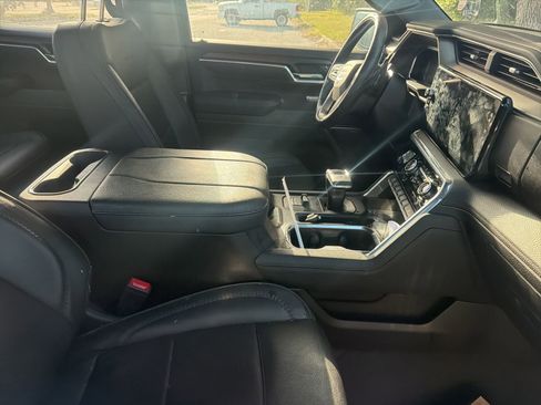 Used 2026 GMC Sierra 1500 Denali AWD/4WD image 12