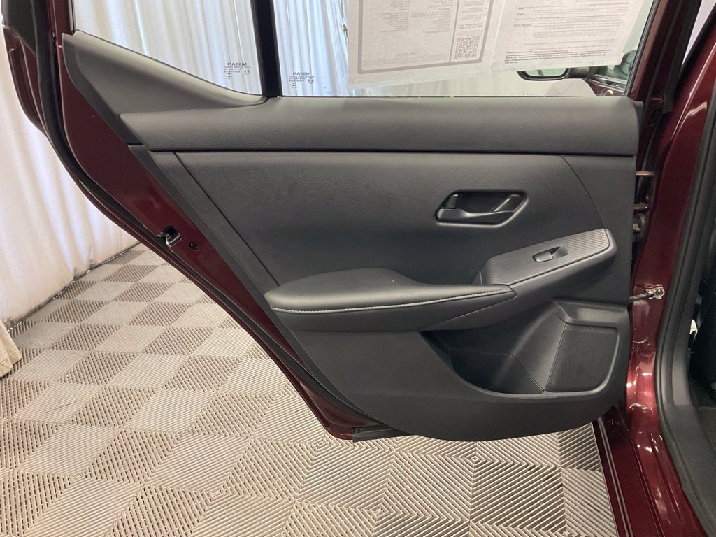 Used 2025 Nissan Sentra SV w/ All-Weather Package FWD image 31