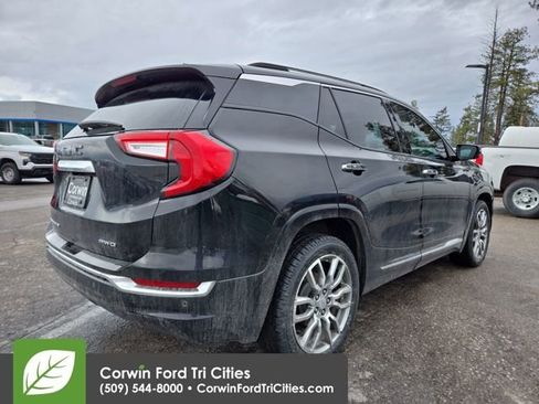 Used 2023 GMC Terrain Denali w/ Denali Premium Package AWD/4WD image 12