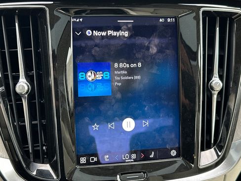 Used 2023 Volvo S60 B5 Plus w/ Climate Package image 21