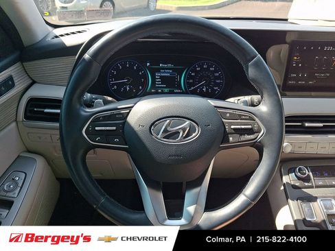 Used 2022 Hyundai Palisade SEL w/ 8P Bench Seat Package AWD/4WD image 24