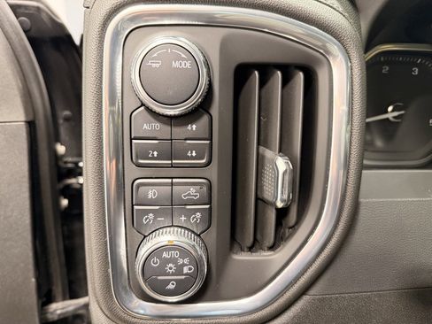 Used 2023 GMC Sierra 2500 Denali image 30